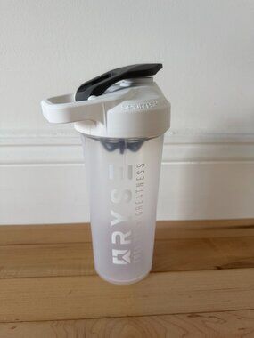 Protein Shaker Bottle - BRAND NEW